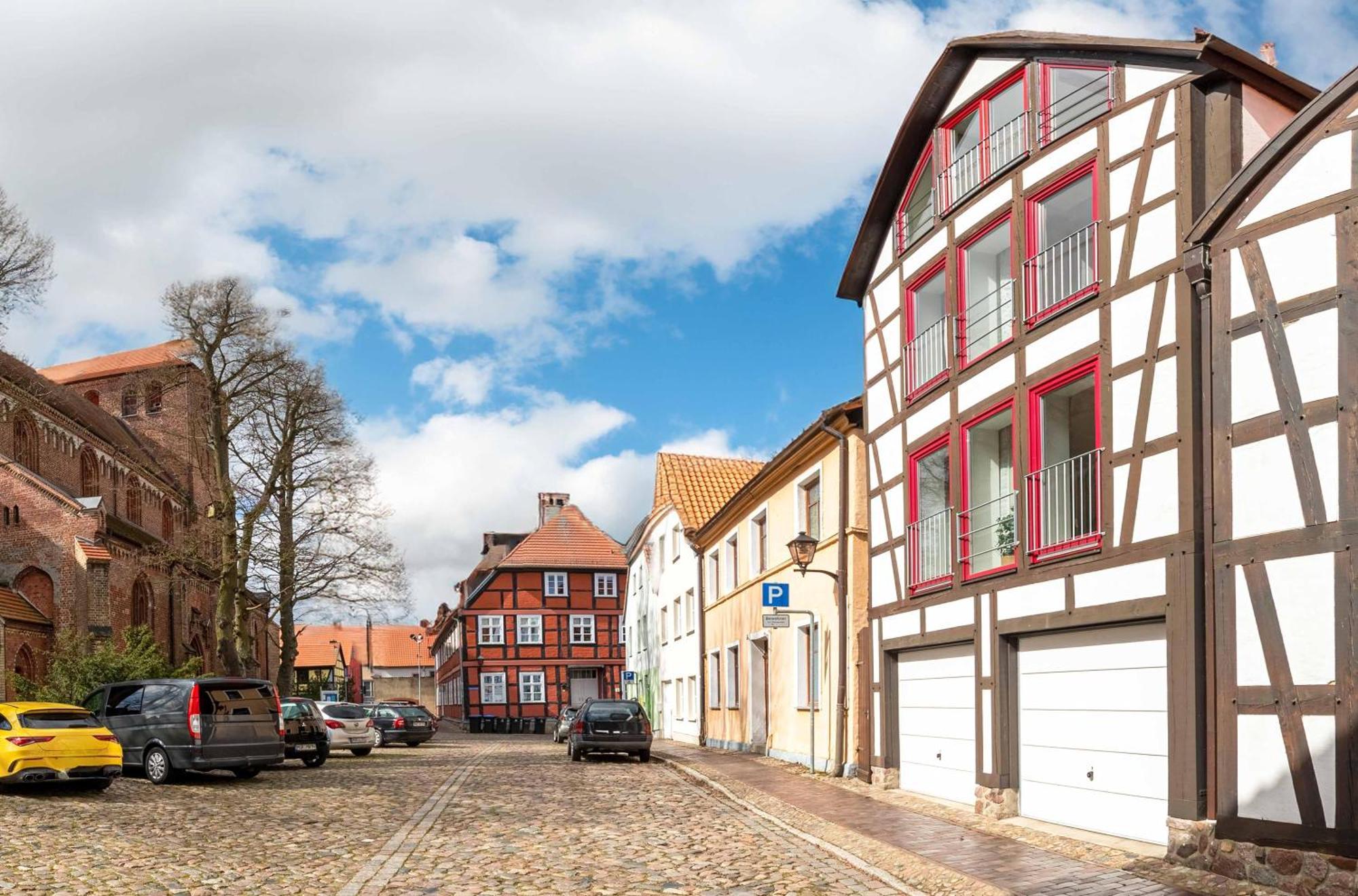 City Apartment An Der Georgenkirche Варен Экстерьер фото